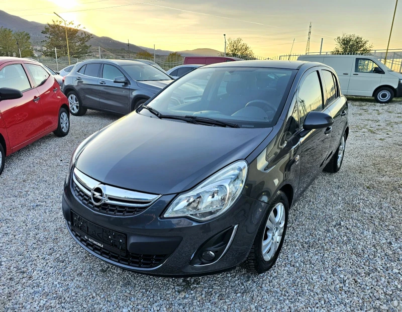 Opel Corsa, снимка 1 - Автомобили и джипове - 47697043