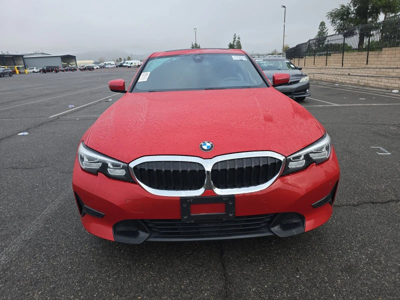 BMW 330 Lane Keeping Assist/Keyless/Подгрев/Камера/Navi, снимка 2 - Автомобили и джипове - 48144162