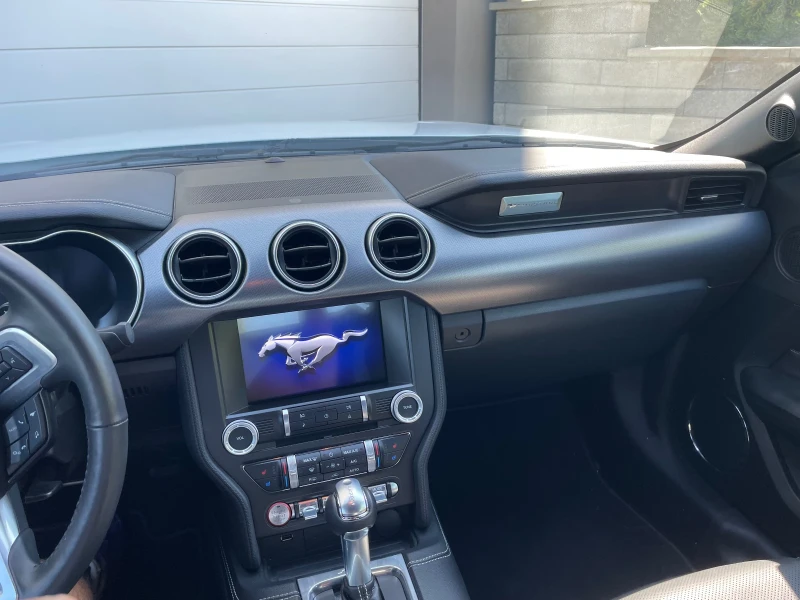 Ford Mustang GT 5.0, снимка 10 - Автомобили и джипове - 52461215