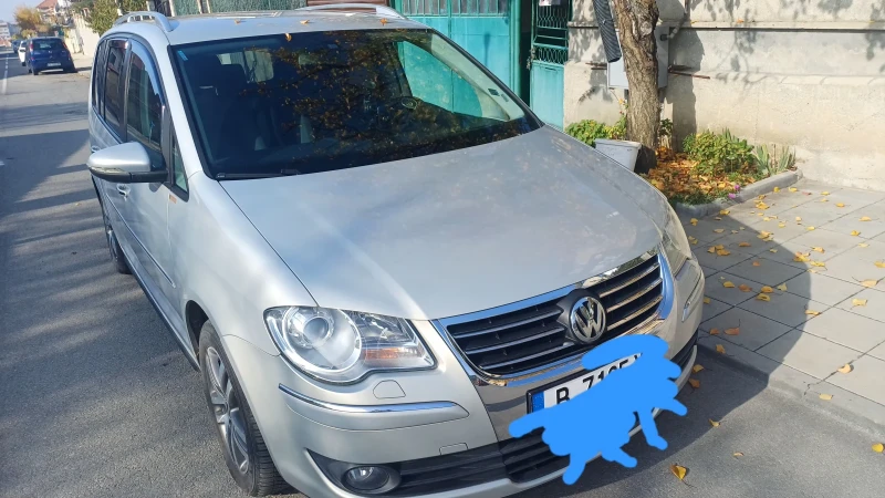 VW Touran, снимка 2 - Автомобили и джипове - 52415685
