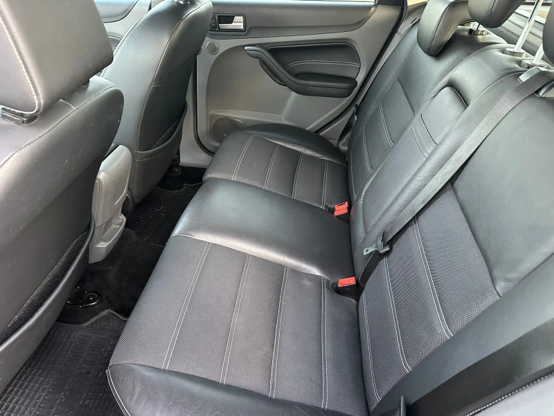 Ford Focus 2, 000TDCI AUTOMATIC, снимка 11 - Автомобили и джипове - 52442218
