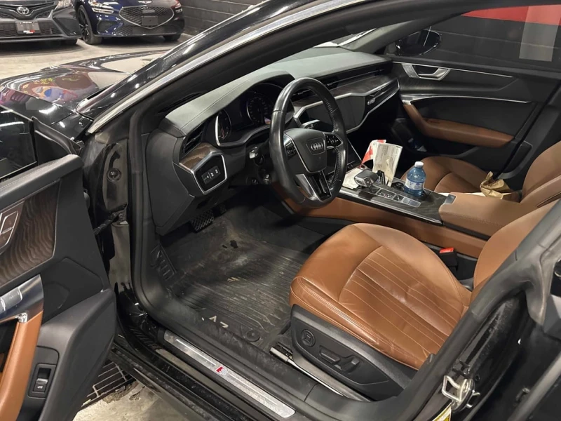 Audi A7 * Progressiv * CARFAX * БЕЗ ПЪРВОНАЧАЛНА ВНОСКА, снимка 5 - Автомобили и джипове - 52619459