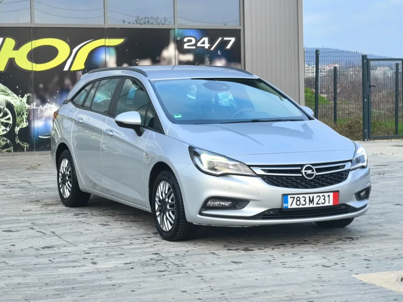 Opel Astra 1.6 CDTI * 110 к.с, снимка 3 - Автомобили и джипове - 52909520