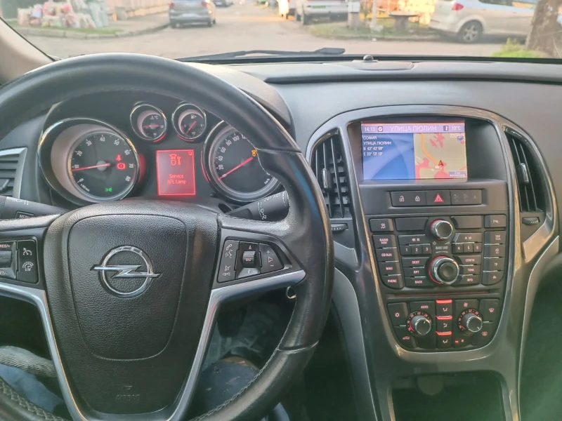 Opel Astra, снимка 14 - Автомобили и джипове - 52920177
