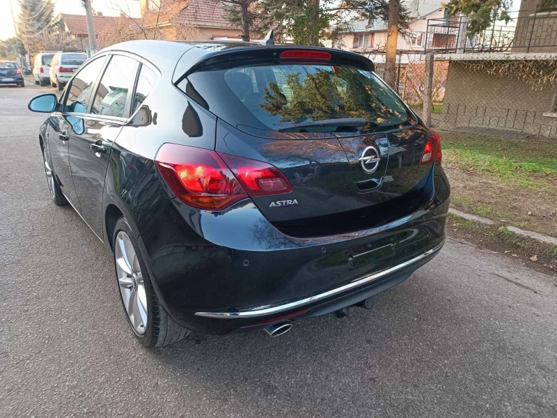 Opel Astra, снимка 4 - Автомобили и джипове - 52920177