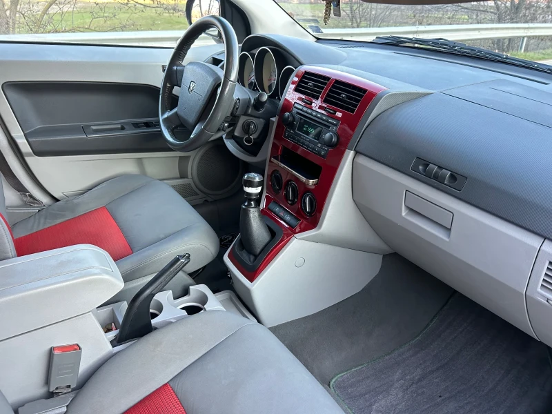 Dodge Caliber 2.0CRD 6скорости 4х4, снимка 12 - Автомобили и джипове - 52924094