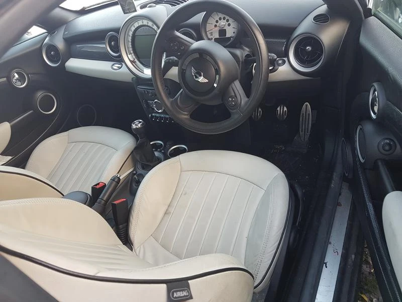 Mini Cooper s 1.6т  части, снимка 3 - Автомобили и джипове - 16799508