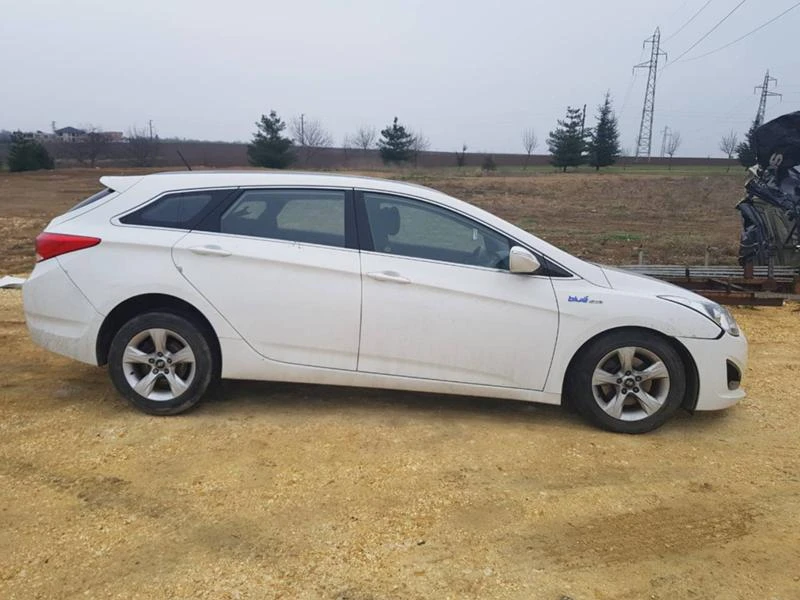 Hyundai I40 НА ЧАСТИ, снимка 2 - Автомобили и джипове - 25204610