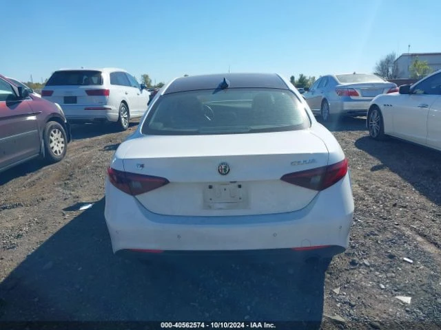 Alfa Romeo Giulia, снимка 12 - Автомобили и джипове - 47849840