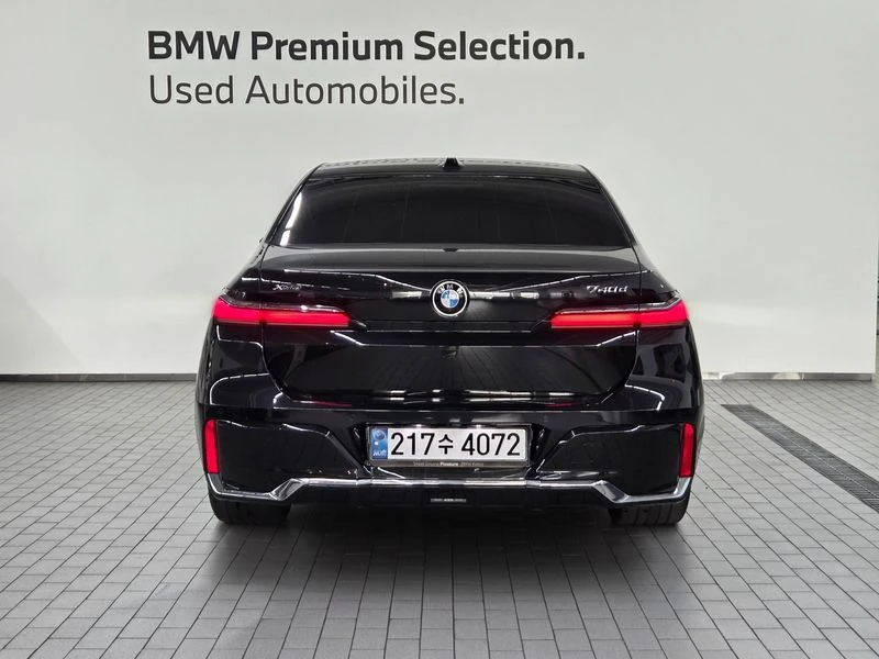 BMW 740 740d xDrive M Sport| 320к.с.| ВКЛ.ТЕХНОТЕСТ, снимка 3 - Автомобили и джипове - 55691808