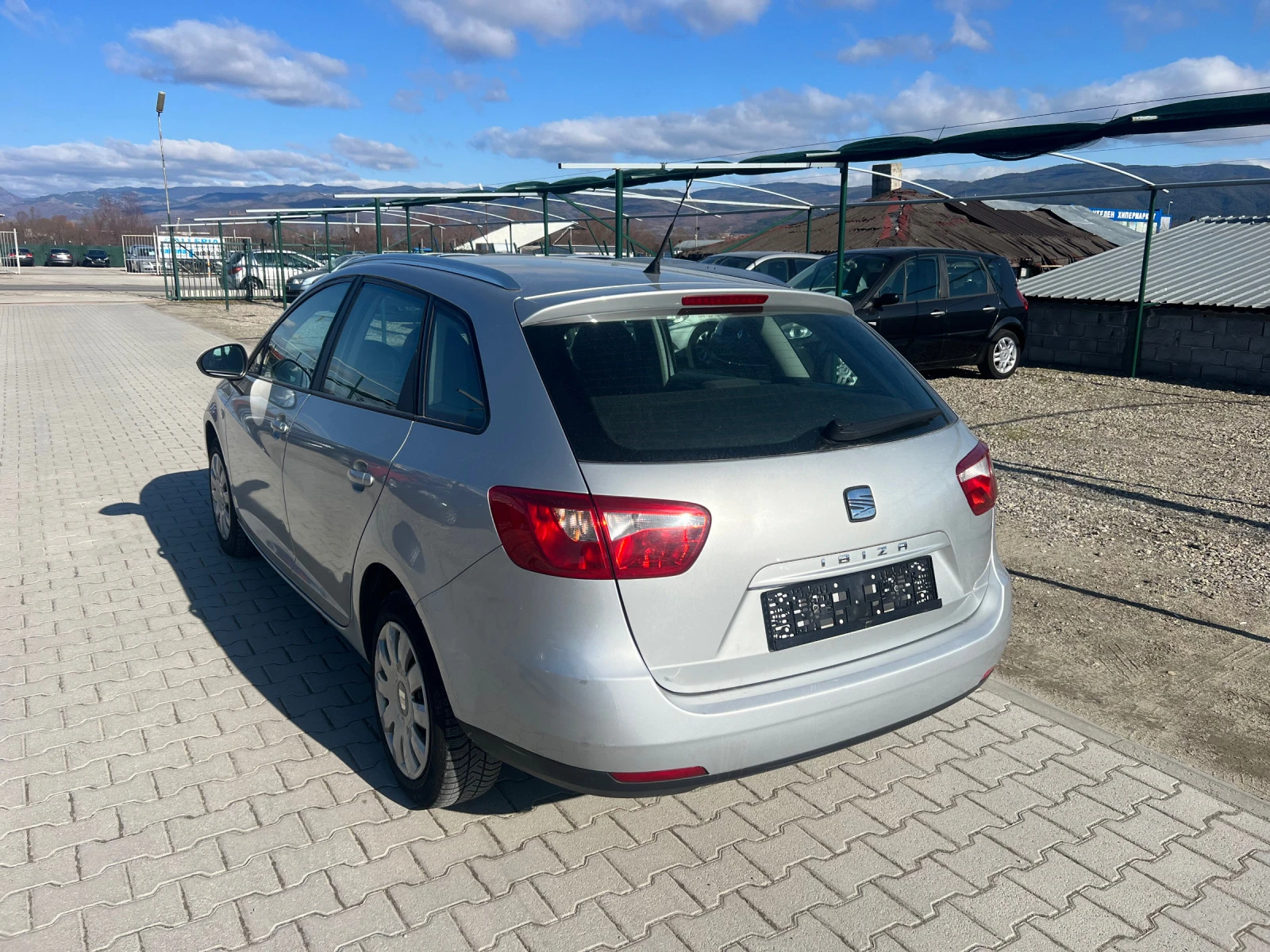 Seat Ibiza 1.6TDi ST ЛИЗИНГ - изображение 4