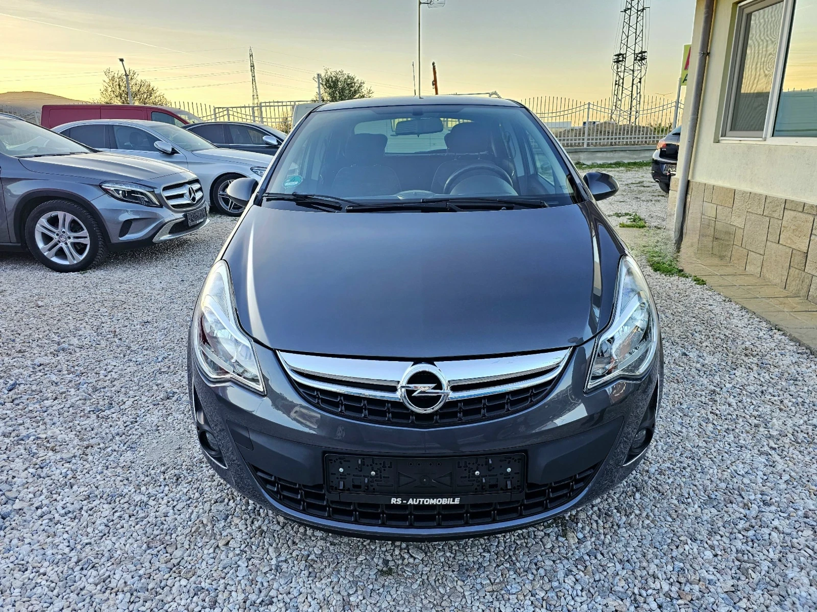 Opel Corsa  - изображение 2