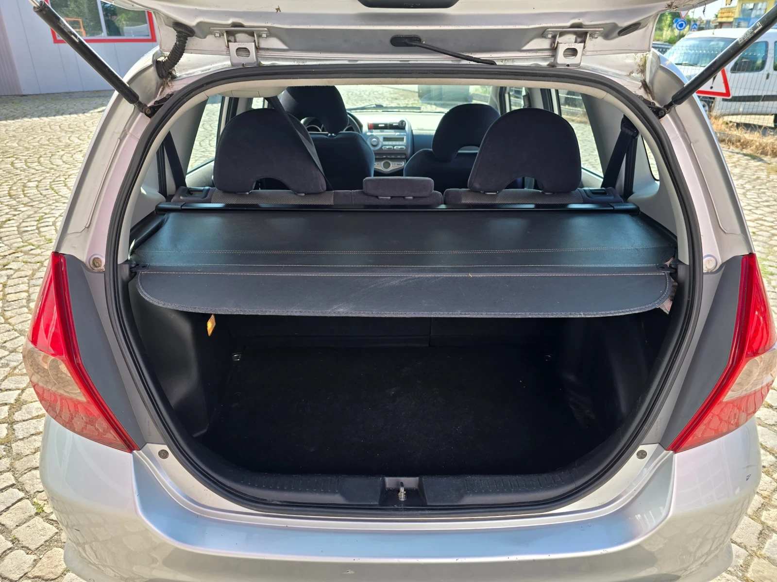 Honda Jazz  - изображение 9