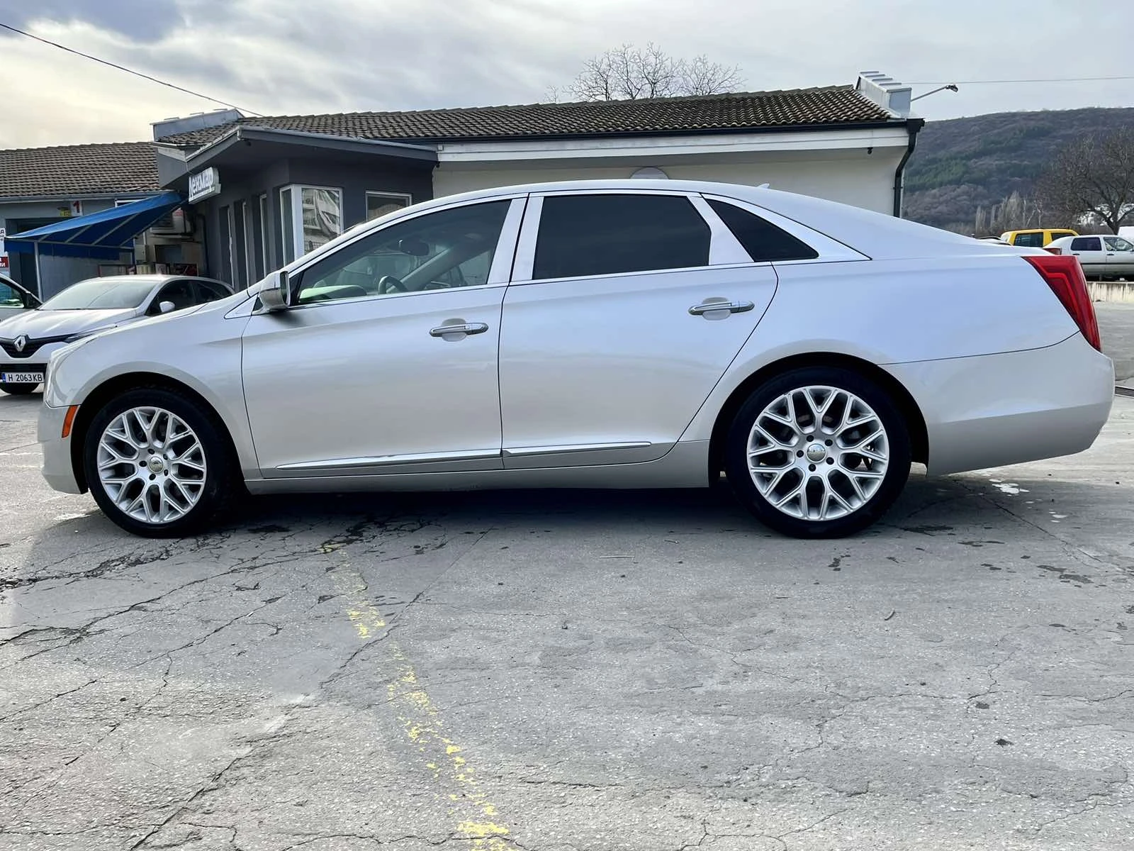 Cadillac XTS 3.6L V6 FWD - изображение 5