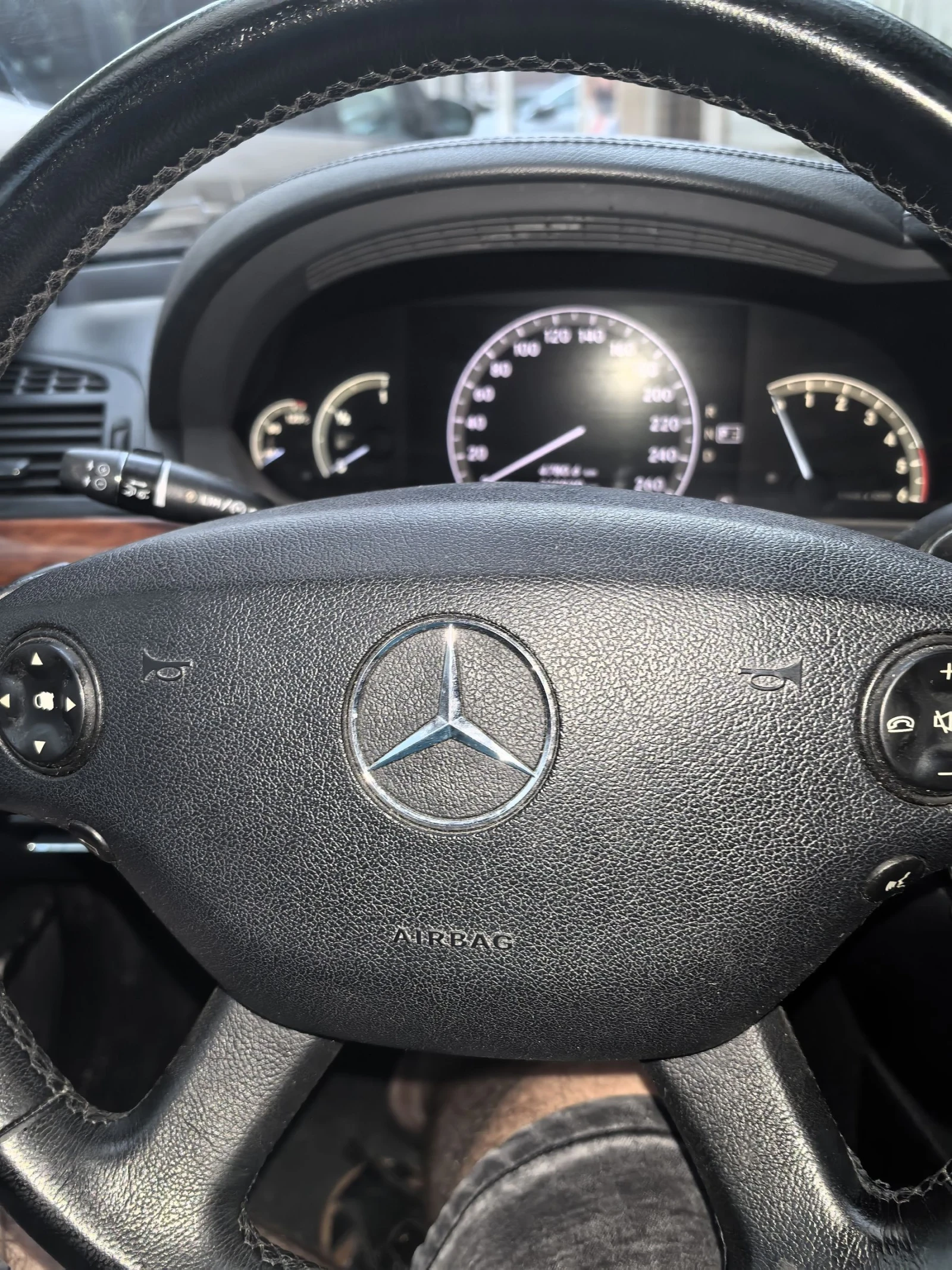 Mercedes-Benz S 320  - изображение 7