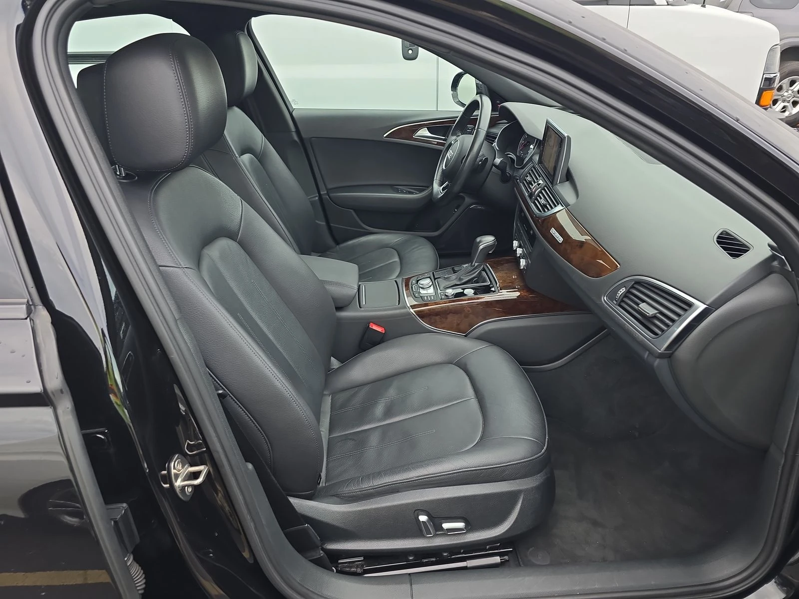 Audi A6 3xSLine* Black Optic* Matrix* Distronic* BOSE* 360 - изображение 8
