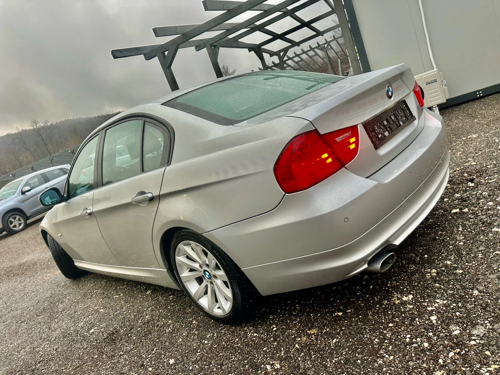 BMW 320 2.0D* SEDAN* REALNI KM* UNIKAT*  | Mobile.bg   6