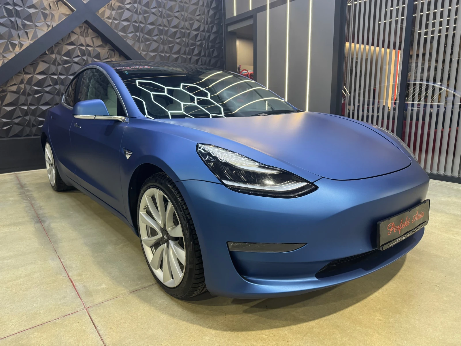 Tesla Model 3 LONG RANGE * DUAL MOTOR * 