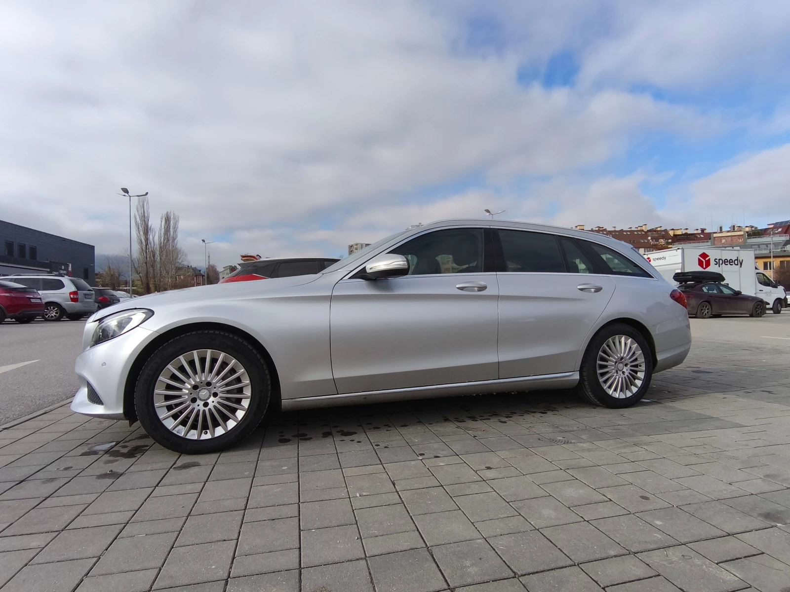 Mercedes-Benz C 250 комби, снимка 3 - Автомобили и джипове - 54228208