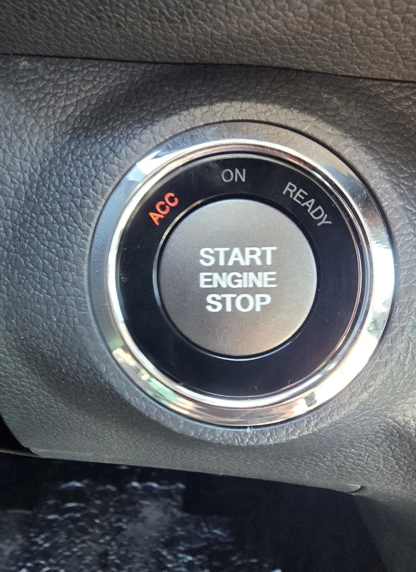 KGM Tivoli 1.5 GDI-Turbo 2WD НОВ, снимка 7 - Автомобили и джипове - 54346493