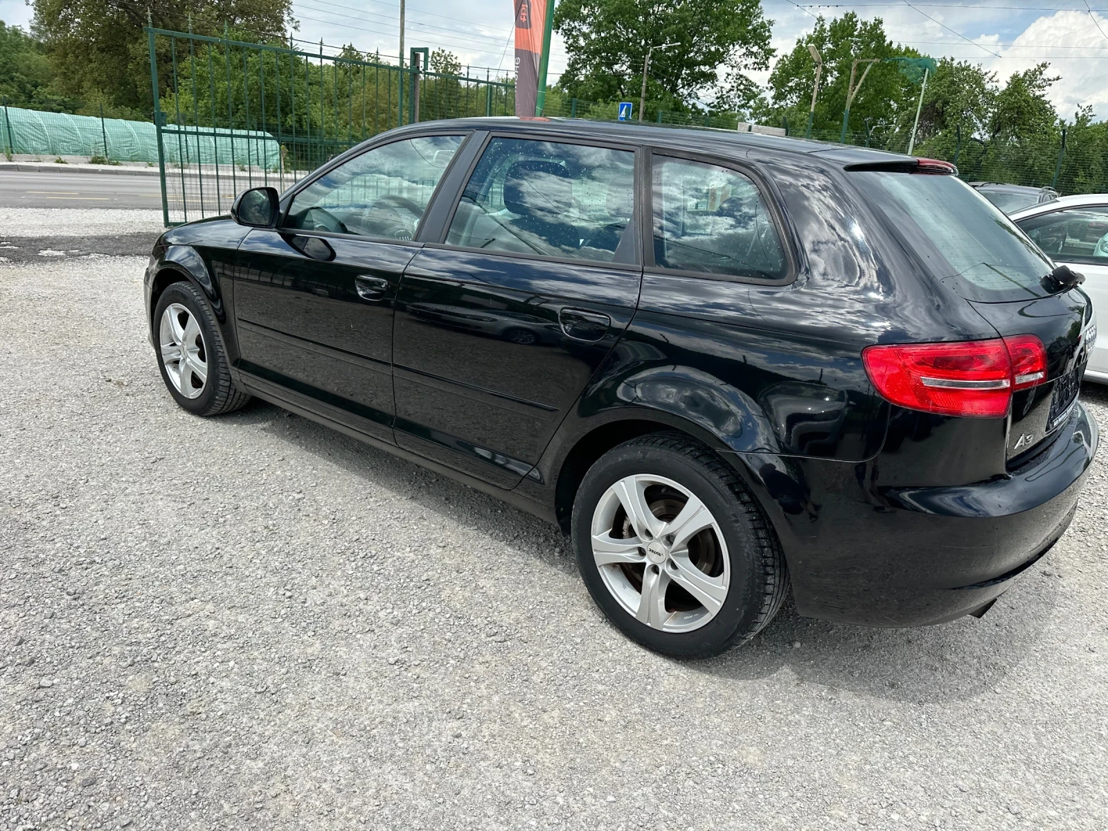 Audi A3 1.6 I 102kc , снимка 7 - Автомобили и джипове - 54520114