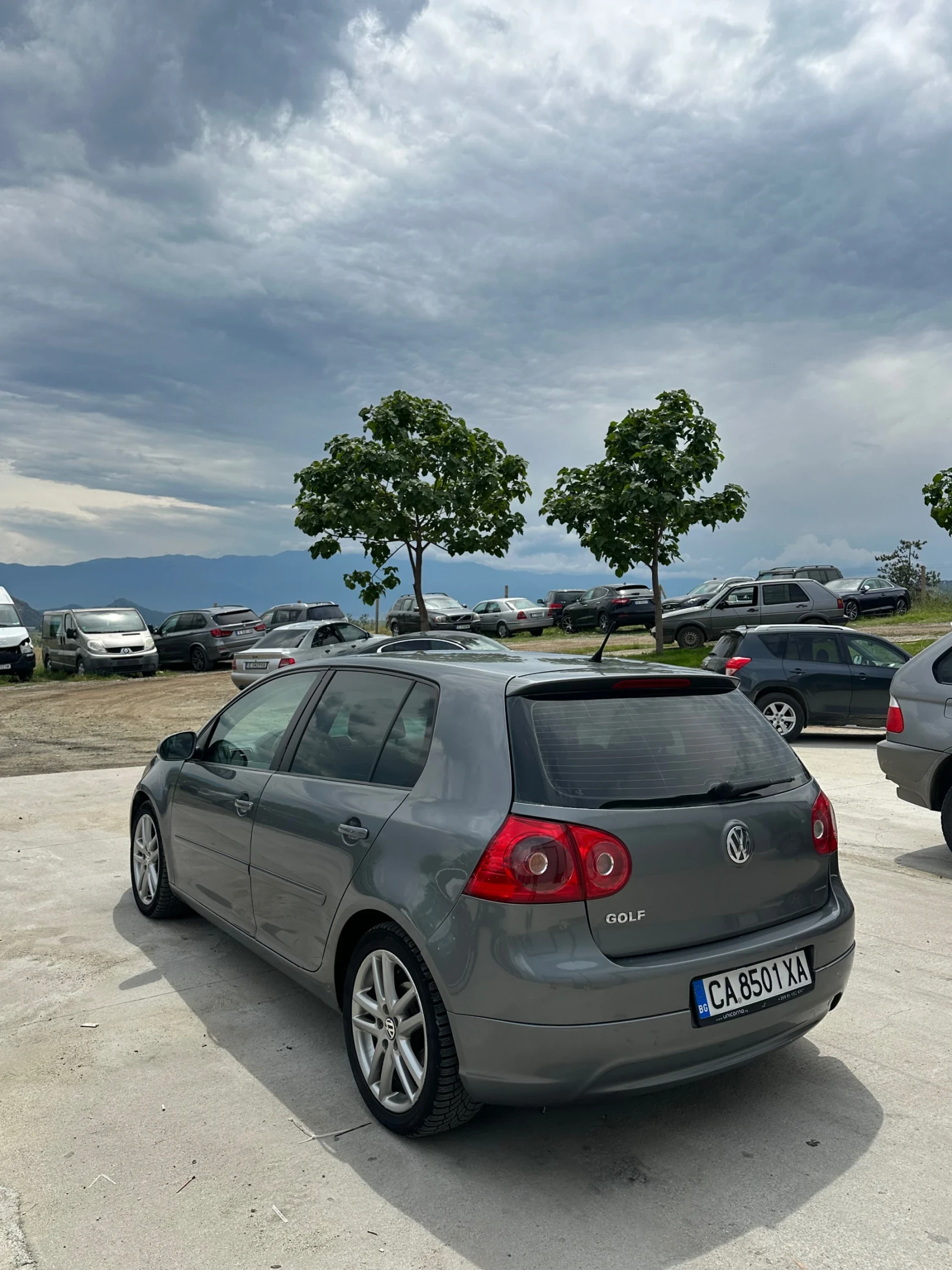 VW Golf 2.0TDI DSG GT, снимка 9 - Автомобили и джипове - 54607049