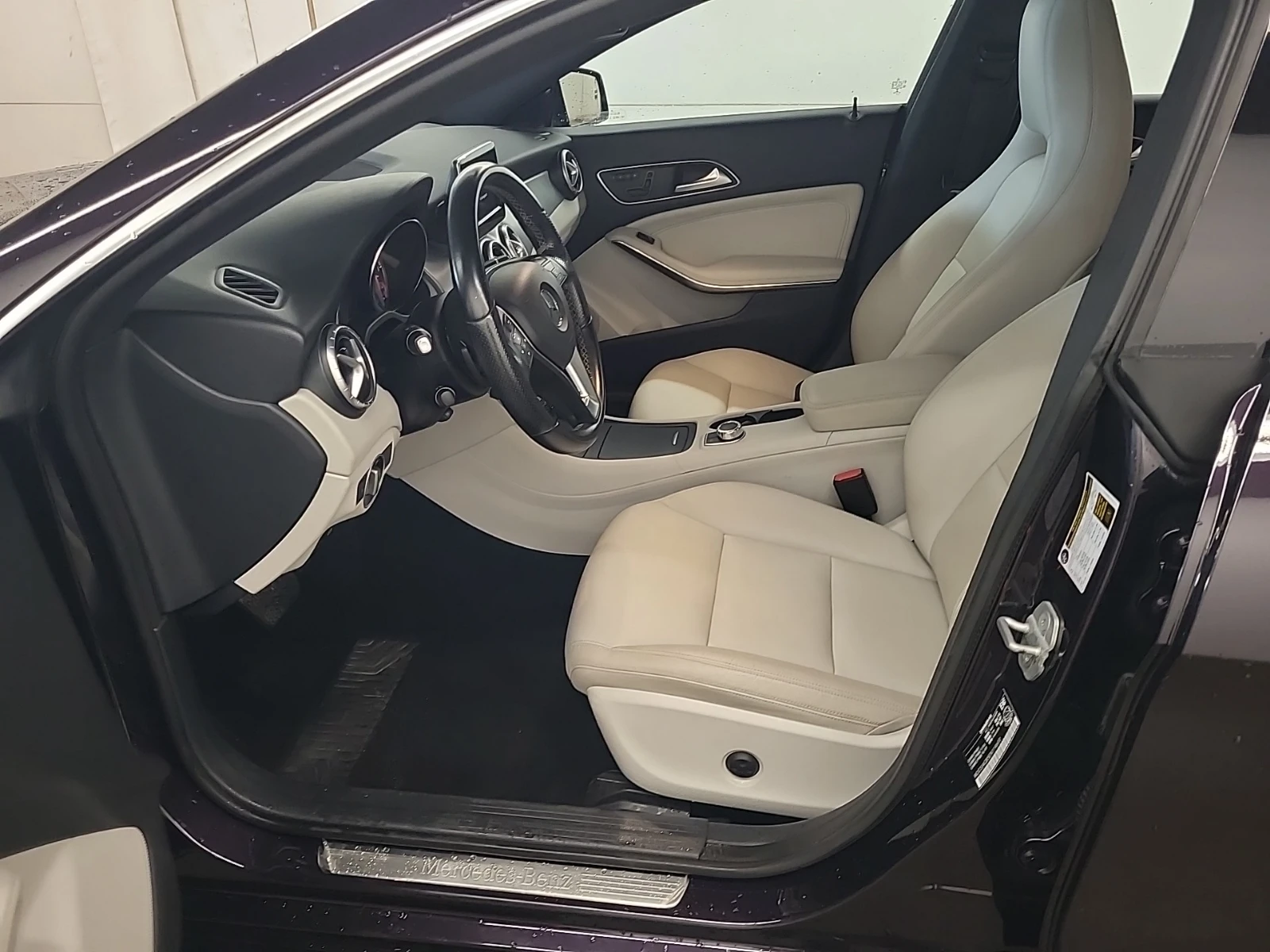 Mercedes-Benz CLA 250 4MATIC, снимка 8 - Автомобили и джипове - 55017942