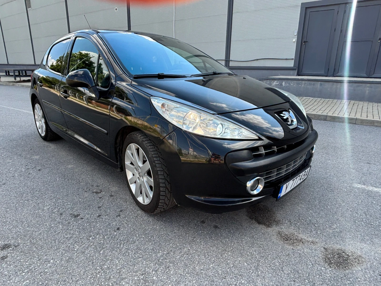 Peugeot 207 1.6HDI, снимка 2 - Автомобили и джипове - 55156623