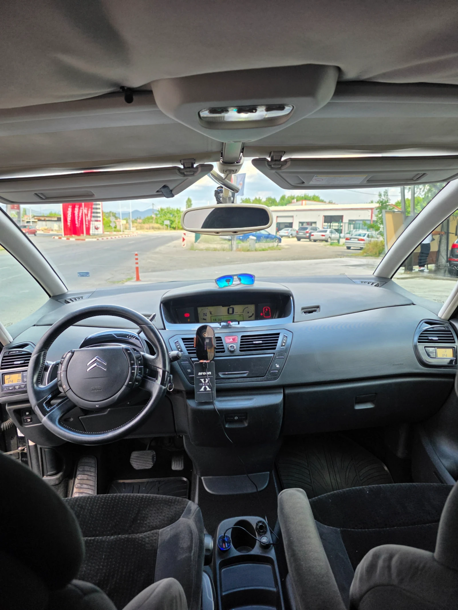 Citroen C4 Picasso, снимка 8 - Автомобили и джипове - 55597845