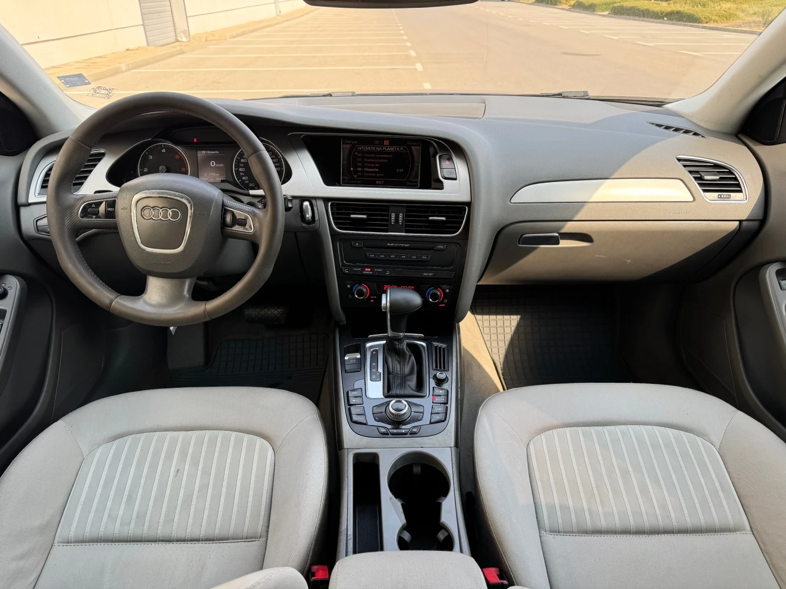 Audi A4 2.0TDI Автоматик Фейс, снимка 11 - Автомобили и джипове - 55790083