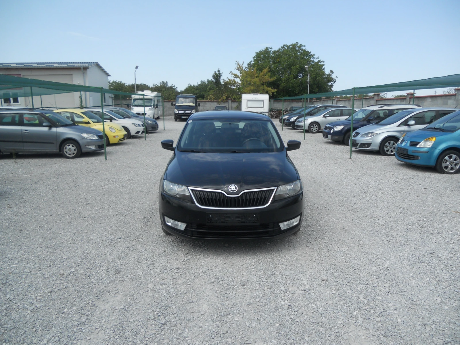 Skoda Rapid 1.6TDIЛизинг!!!Common rail 90 КОНСКИ СИЛИ, снимка 2 - Автомобили и джипове - 55910652
