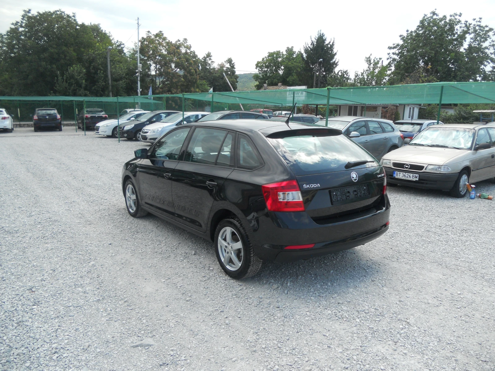 Skoda Rapid 1.6TDIЛизинг!!!Common rail 90 КОНСКИ СИЛИ, снимка 3 - Автомобили и джипове - 55910652
