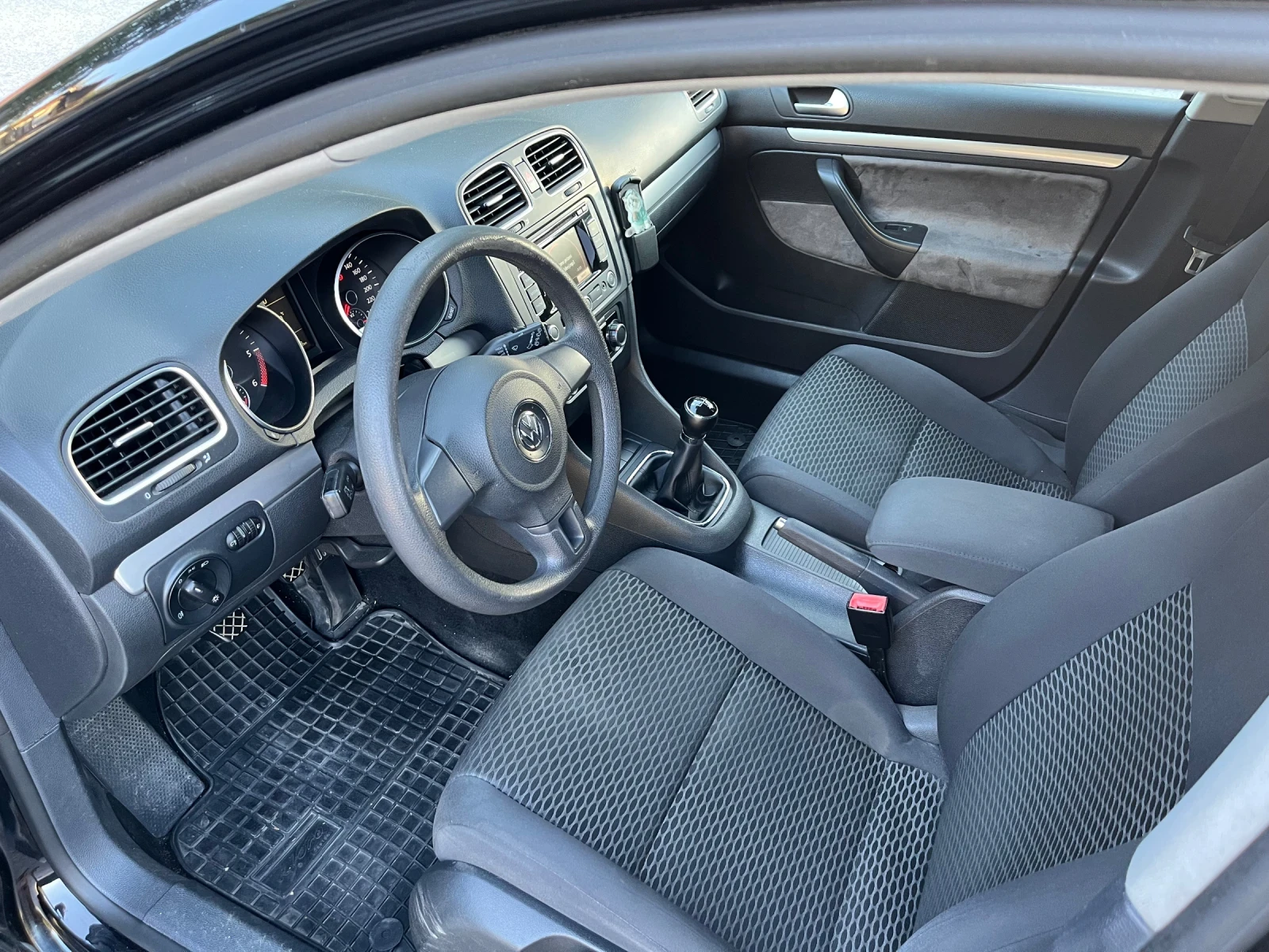 VW Golf 1.6 TDI | Mobile.bg � ����������� 11