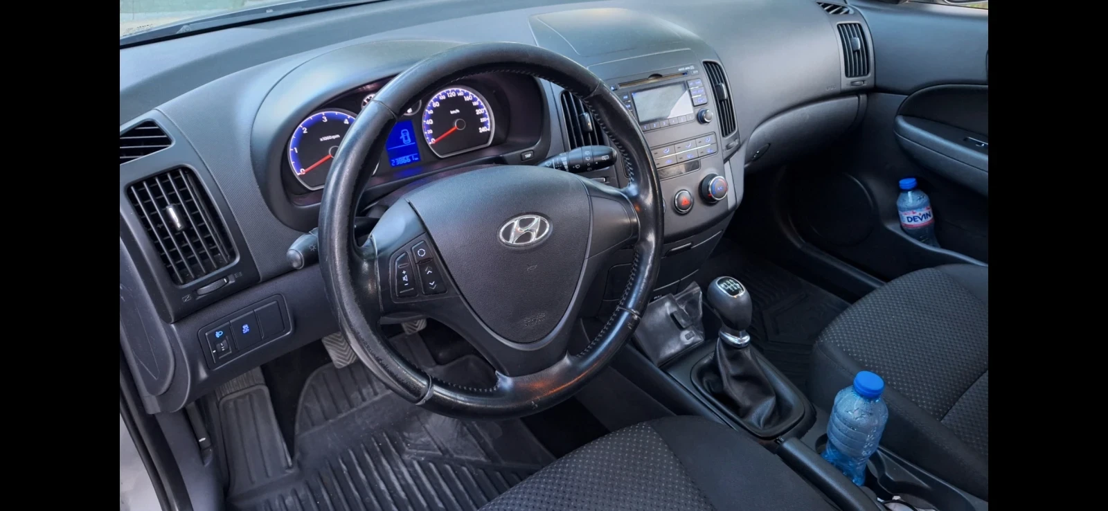 Hyundai I30 1.6 crdi 90 6 ск., снимка 6 - Автомобили и джипове - 56140252