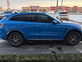 Jaguar F-PACE P550 SVR  CARFAX, снимка 13