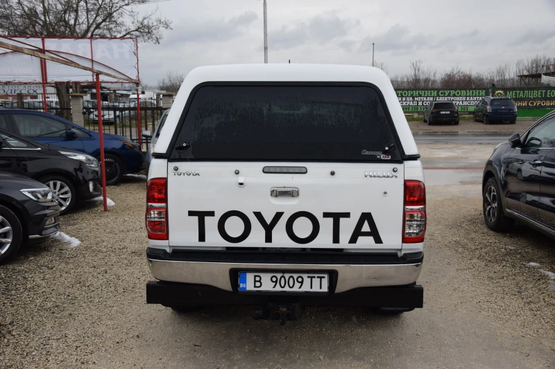 Toyota Hilux 3, 0D automat, снимка 6 - Автомобили и джипове - 49181630