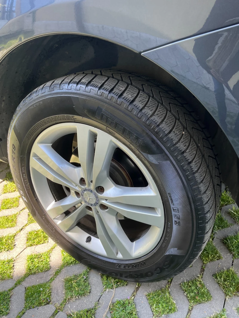 Mercedes-Benz ML 350 BlueTEC, снимка 4 - Автомобили и джипове - 52311769