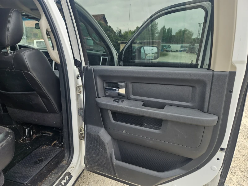 Dodge RAM 1500 Додж Рам Хеми 5.7 2011г.  , снимка 7 - Автомобили и джипове - 51839048