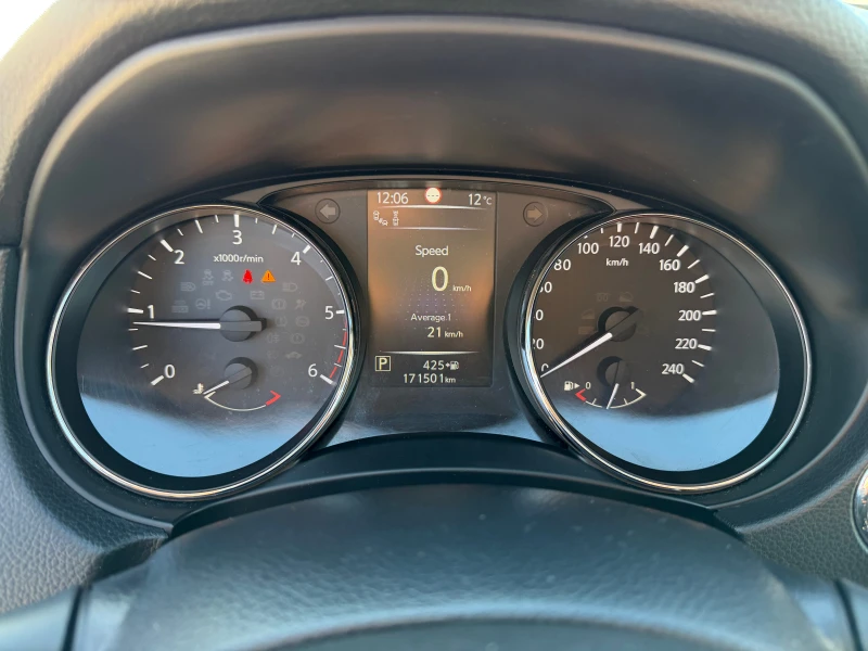 Nissan Qashqai 1.6D 130к.с Автоматик Tekna Black Edition FULL, снимка 10 - Автомобили и джипове - 52655118