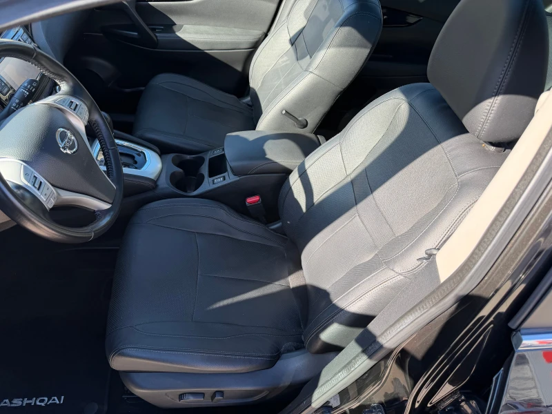 Nissan Qashqai 1.6D 130к.с Автоматик Tekna Black Edition FULL, снимка 8 - Автомобили и джипове - 52655118