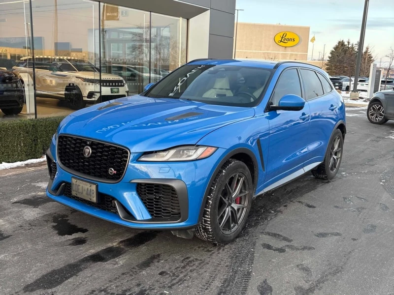 Jaguar F-PACE P550 SVR  CARFAX, снимка 11 - Автомобили и джипове - 52706469