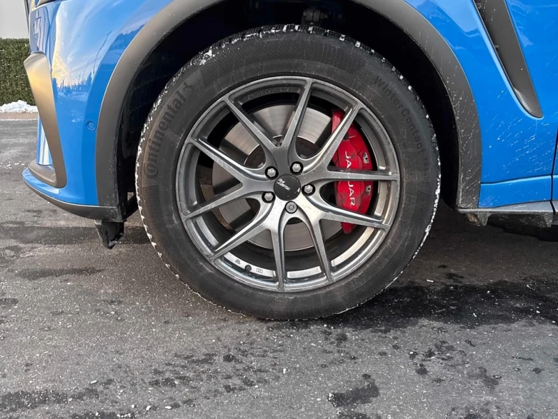 Jaguar F-PACE P550 SVR  CARFAX, снимка 7 - Автомобили и джипове - 52706469