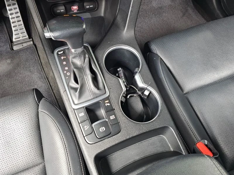 Kia Sportage Diesel 2.0 2WD| 136к.с., снимка 9 - Автомобили и джипове - 56161796