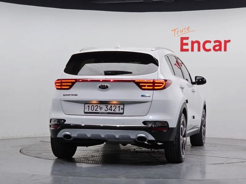 Kia Sportage Diesel 2.0 2WD| 136к.с., снимка 4 - Автомобили и джипове - 56161796