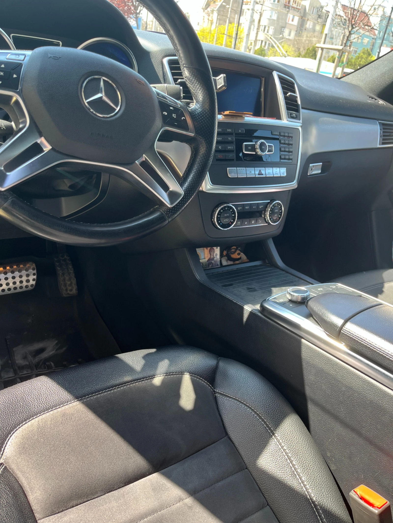 Mercedes-Benz ML 350 BlueTEC - изображение 8