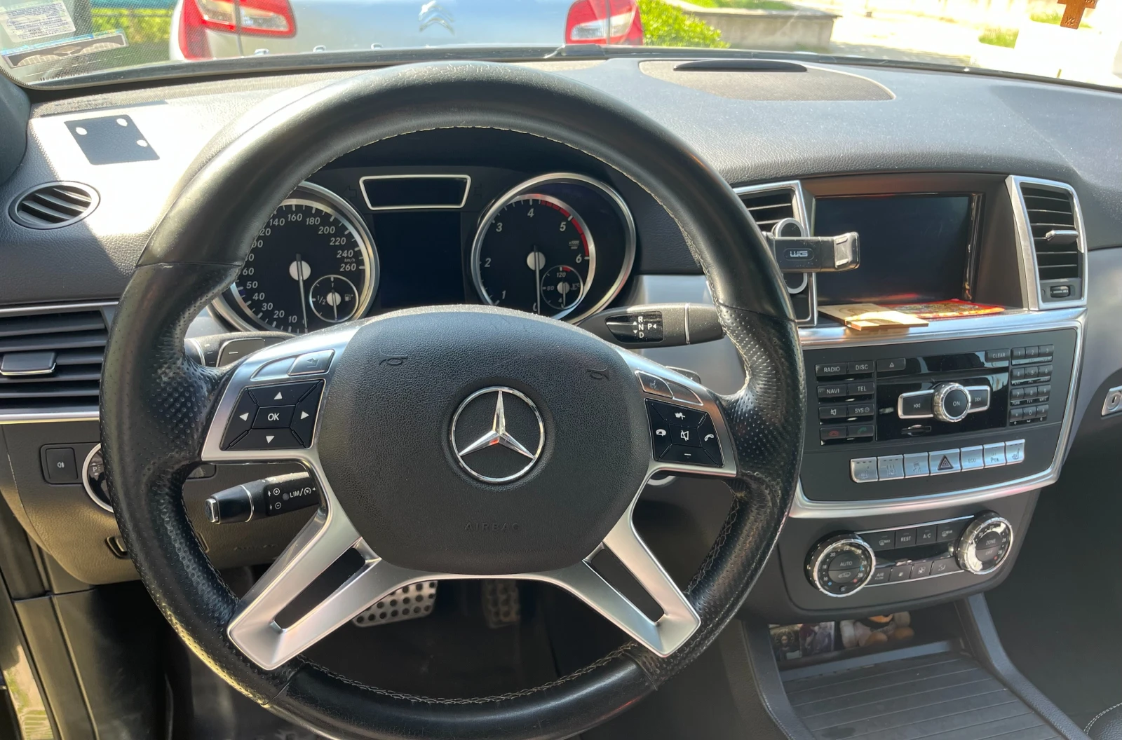 Mercedes-Benz ML 350 BlueTEC - изображение 10