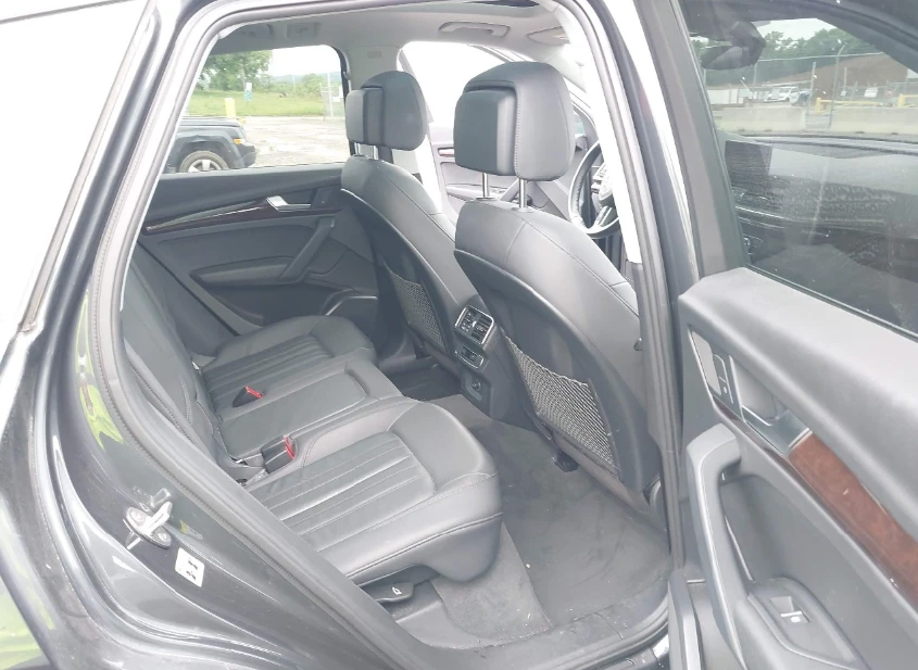 Audi Q5 Premium* видео на двигателя* ПАНОРАМА* ПОДГРЕВИ* О - изображение 7