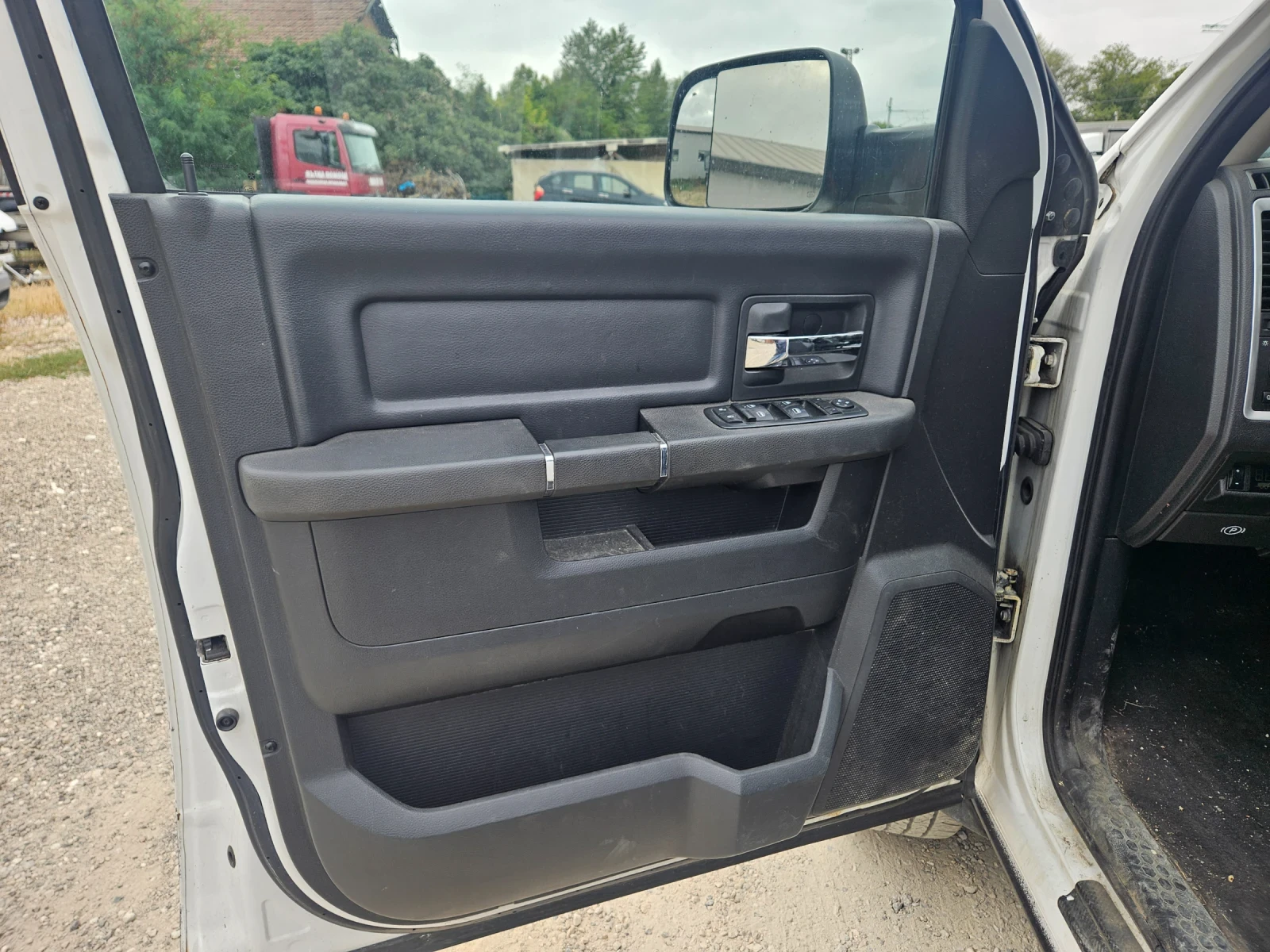 Dodge RAM 1500 Додж Рам Хеми 5.7 2011г.   - изображение 10