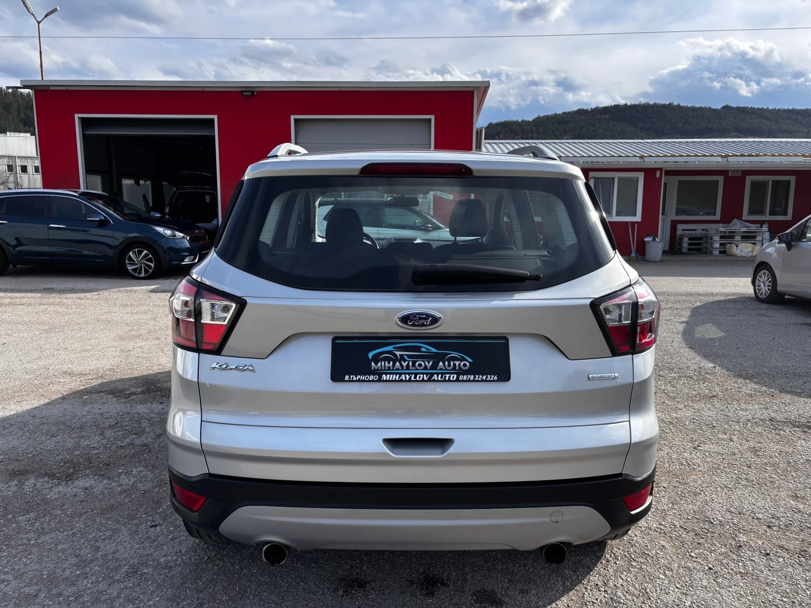 Ford Kuga 1.5i 112 100km/NAVI/НОВ ВНОС, снимка 4 - Автомобили и джипове - 54154132