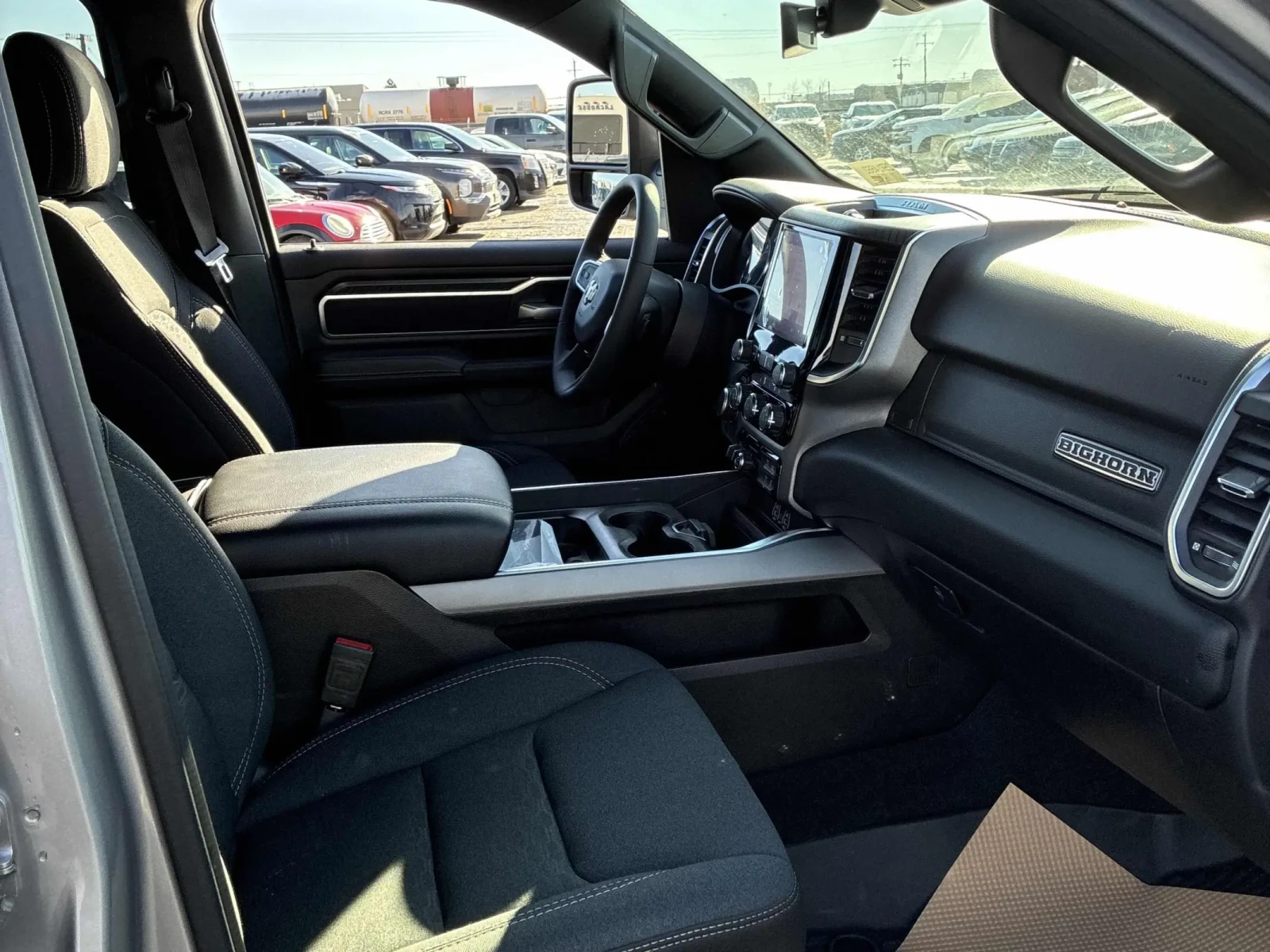 Dodge RAM 1500 Big Horn * * CARFAX * * АВТО КРЕДИТ * * , снимка 10 - Автомобили и джипове - 54155696